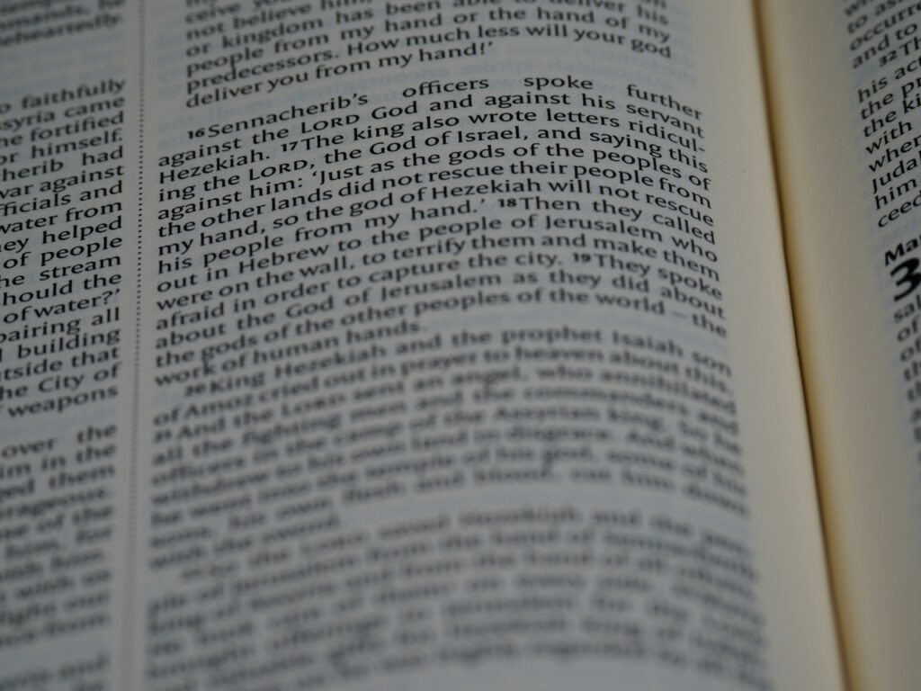 Beginner's Guide to Competitive FPS: Accuracy and Decision-Making